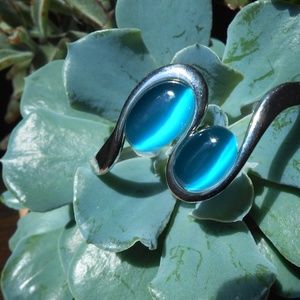 Teal Blue Magnetic Rhodium Cats Eye Cuff Bracelet
